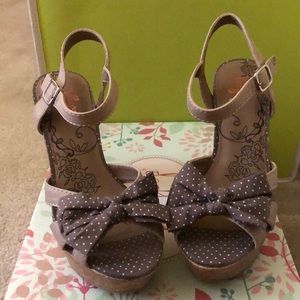 Jellypop shoes - Bow Cork wedged platforms